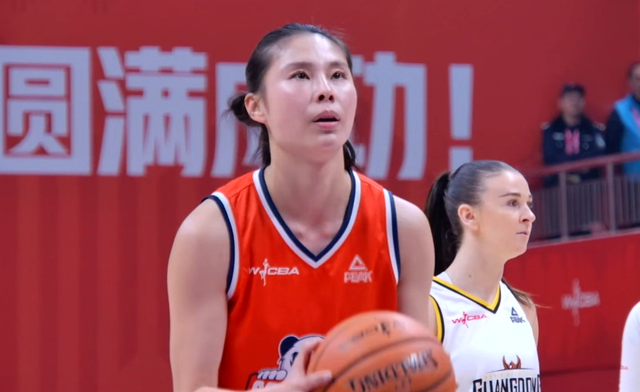 AIYOUXI-WCBA！一场6分险胜，四川女篮击败东莞，王思雨12分，杨力维21分