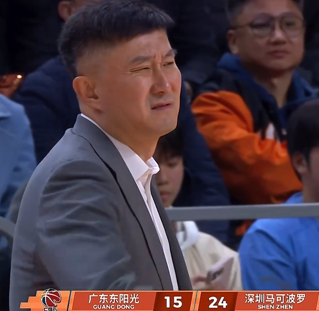 爱游戏APP-别骂徐杰了！广东四连败残酷真相：杜锋全责，萨林杰早该走人